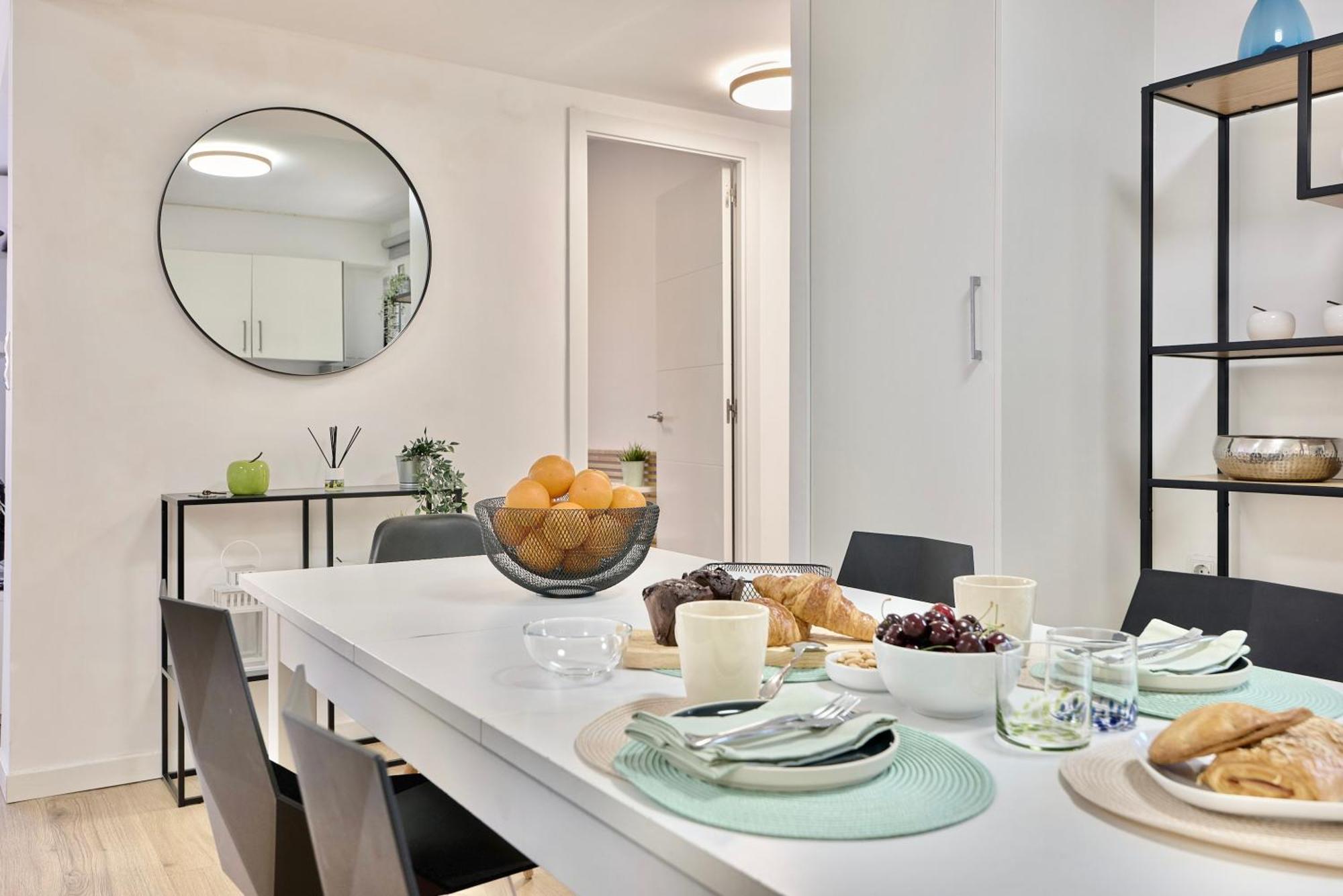 Spacious, Sunny Flat By City Of Arts & Sciences Valencia Exterior photo